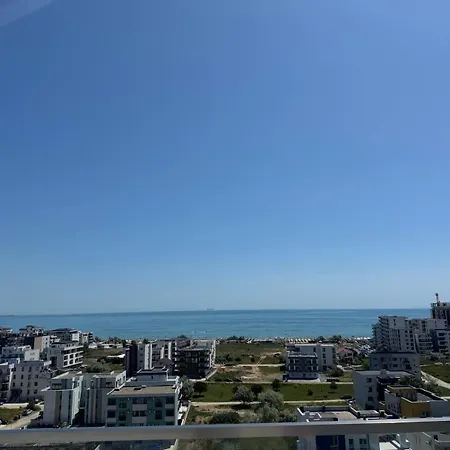 Maris Apartment